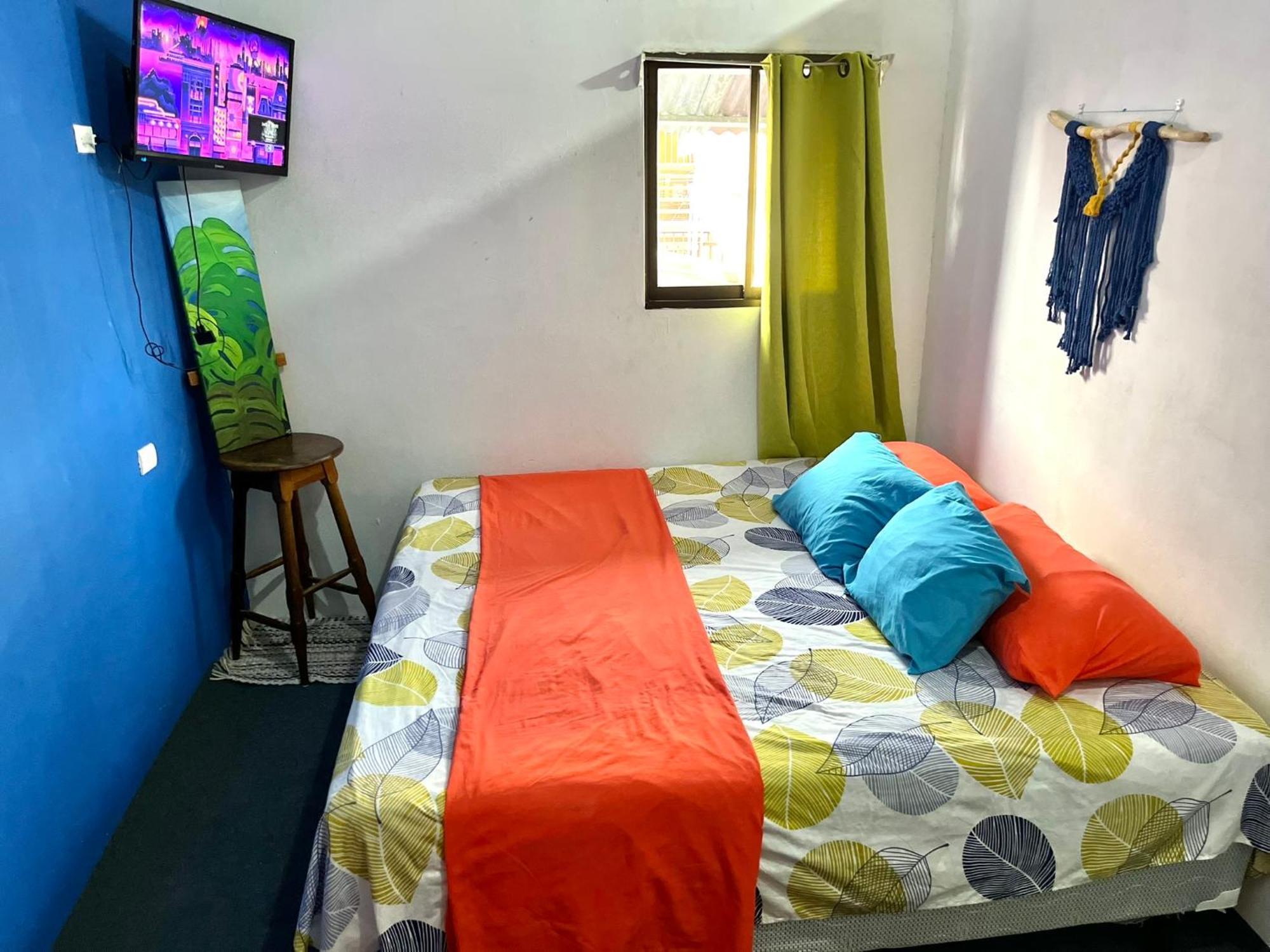 Passifloras Hostel Quepos Exteriör bild